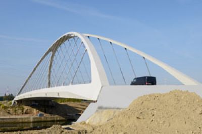 Brug over Albertkanaal in Oelegem